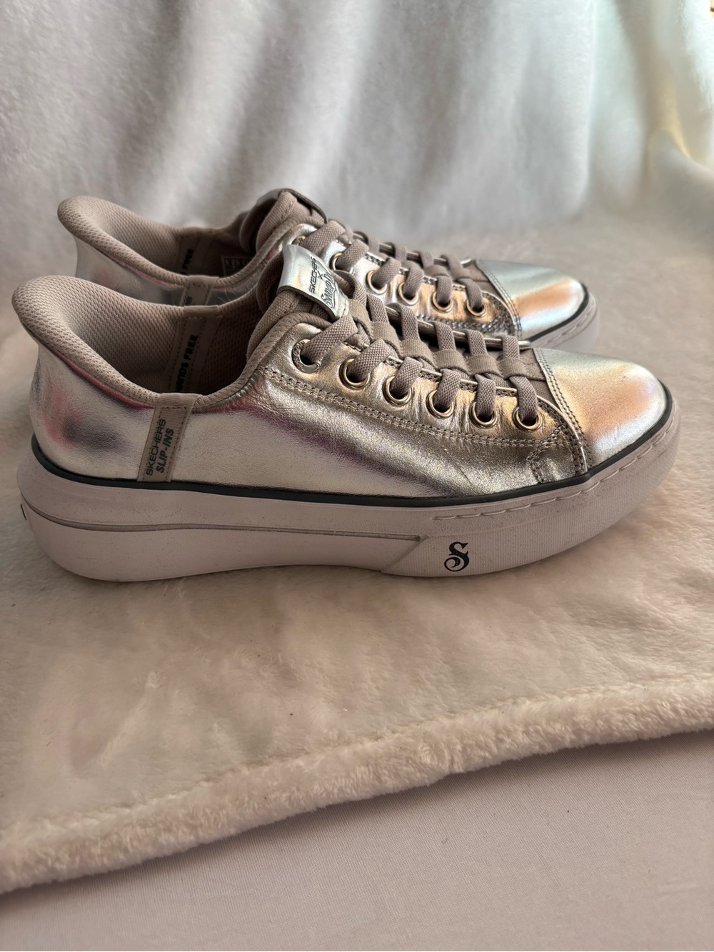 Skechers x Snoop Dogg One Hands Free Slip Ins Sneakers Metallic Silver Womens 8